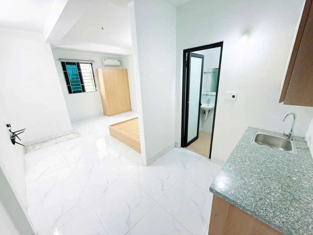 Toàn cảnh căn hộ studio có bếp và nhà vệ sinh